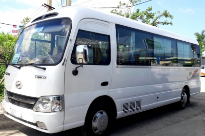 Thaco 29-30 seat van for rent in Da Nang